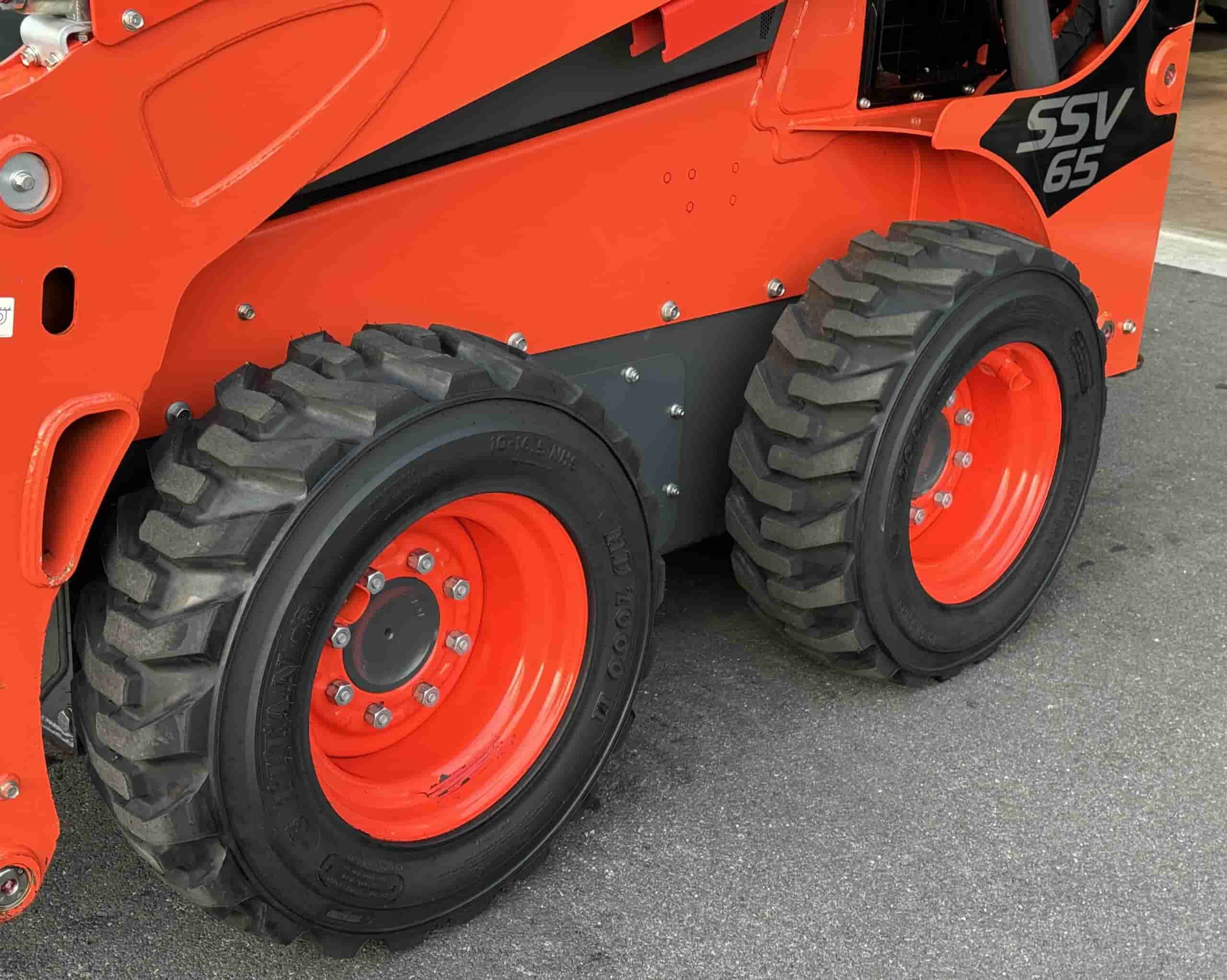 2022 KUBOTA SSV65 HIGH FLOW
